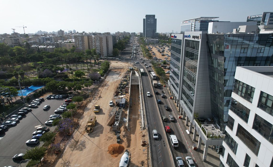 G1-3 g1-4 g1-5 G1-6 D.B LITE TRAIN BRIDGE OVER ROAD NO 4